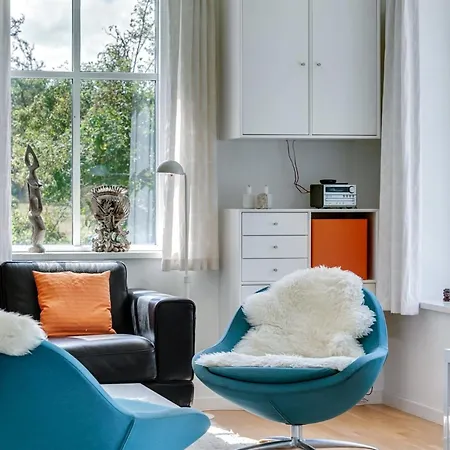 Jeppe - 50m To The Fjord By Interhome
