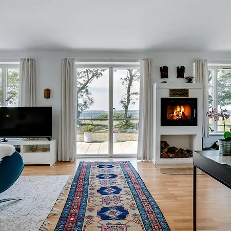 Jeppe - 50m To The Fjord By Interhome Feriehus